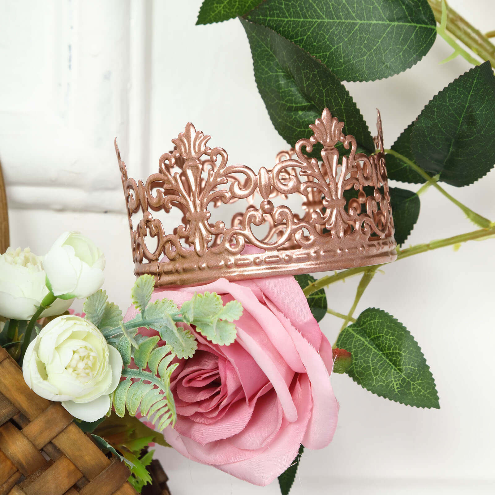 Metal Princess Crown Cake Topper Rose Gold - Exquisite Cake Centerpiece Decor for Quinceaeras Bridal Showers & Fairytale-Themed Events 2