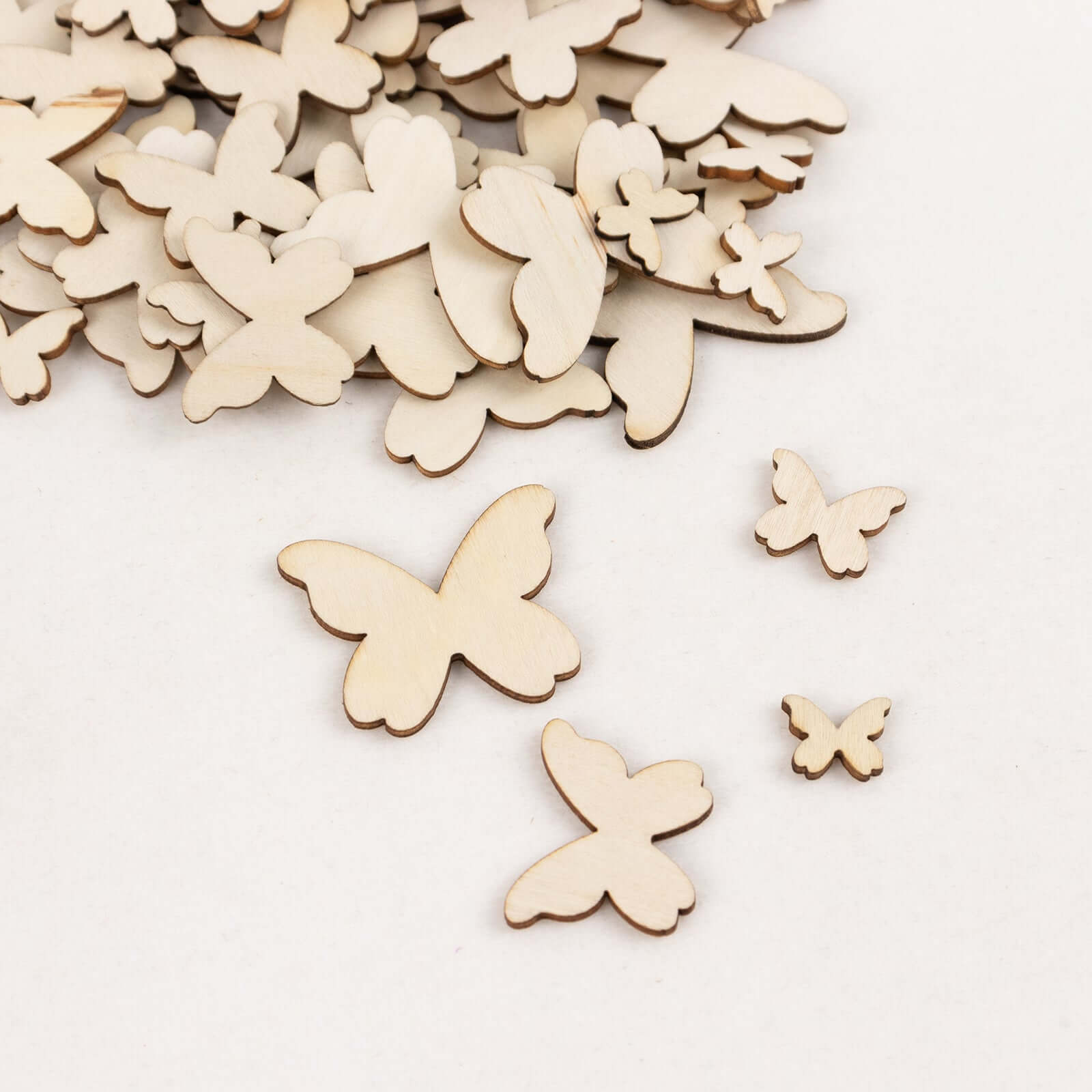 100-Pack Wood Butterfly Confetti DIY Craft Wood Slices, Smooth and Versatile for Arts & Crafts