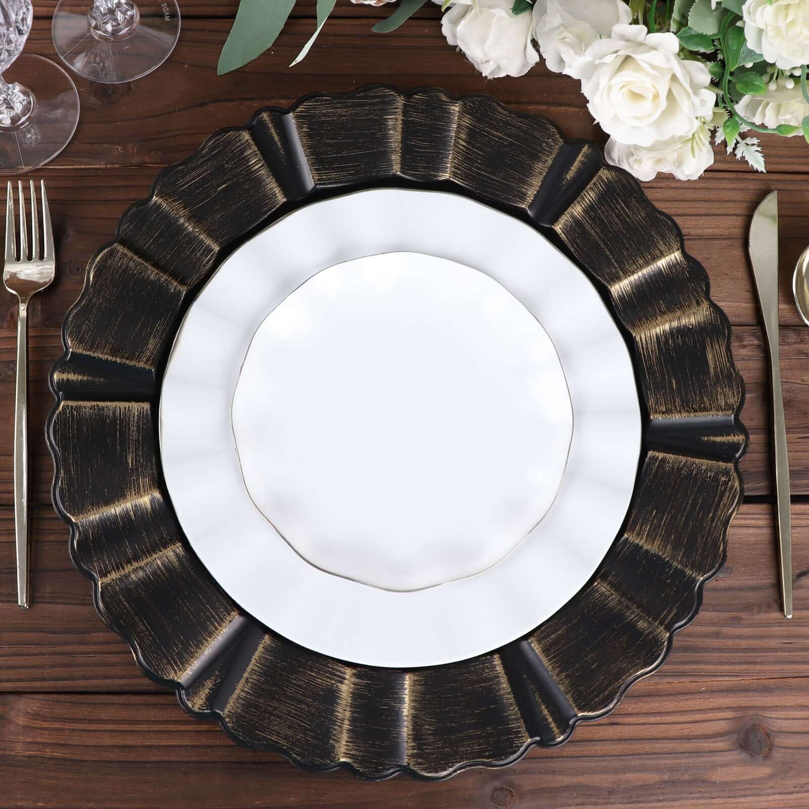 6-Pack Acrylic Plastic Round Charger Plates 13 in Matte Black with Gold Brushed Wavy Scalloped Rim, Decorative Dinner Party Charger Tableware