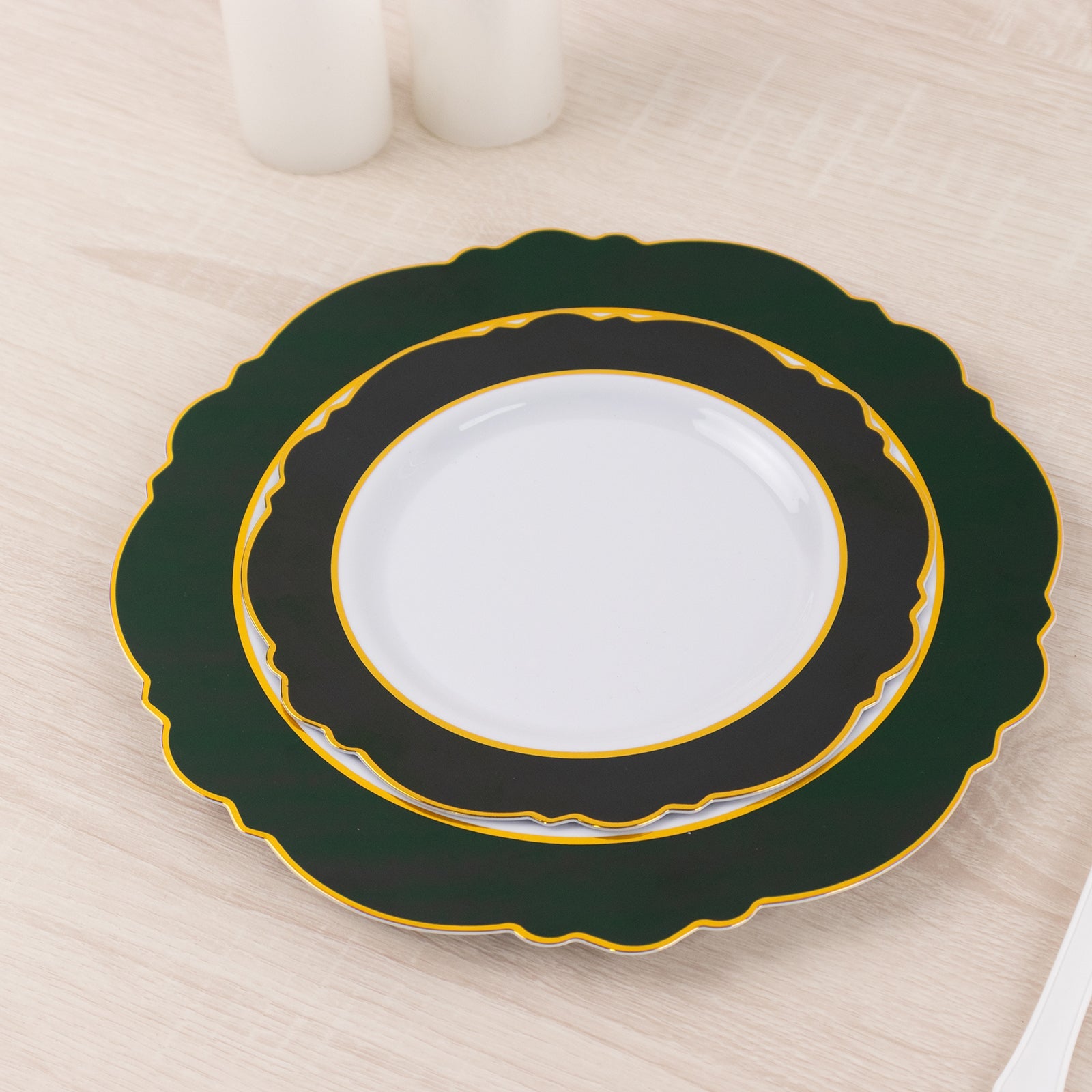 10-Pack Plastic 8 Round Dessert Plates in White with Hunter Emerald Green Blossom Design & Gold Edging - Disposable Salad Appetizer Plates