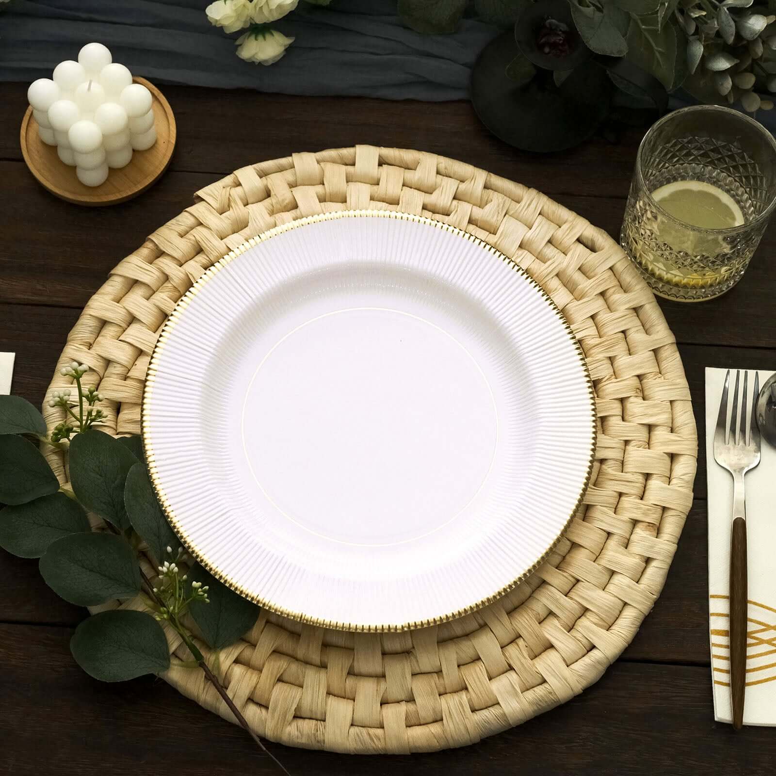 25-Pack Paper 10 Round Dinner Plates in White Sunray Design with Gold Rim - Disposable Heavy Duty 350GSM Party Plates