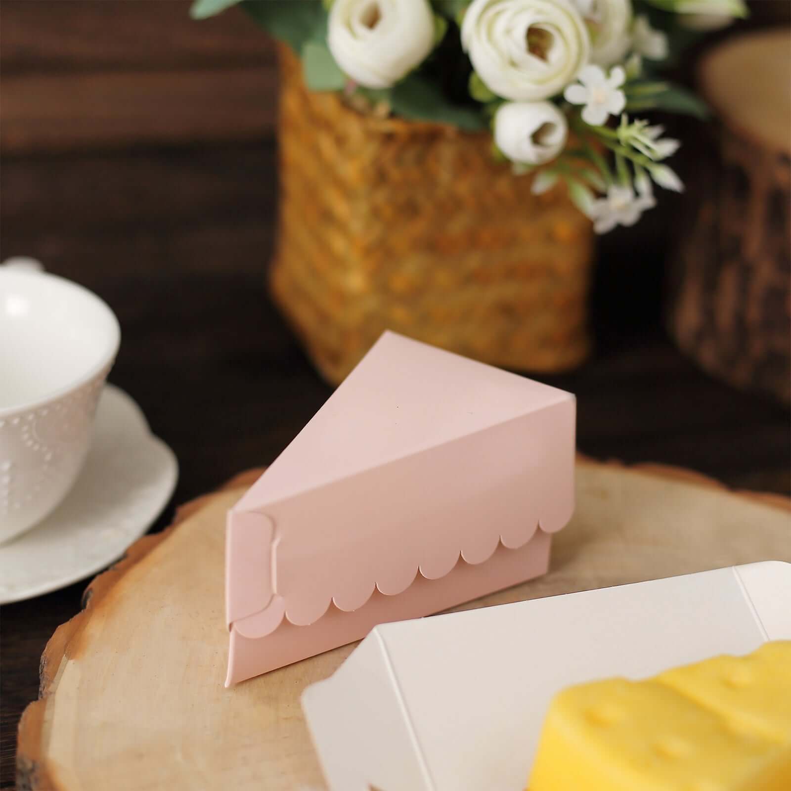 10-Pack Cardstock Triangle Cake Slice Boxes Blush with Scalloped Top - Decorative Takeaway Dessert Containers for Pie Snacks & Party Favors 5x3