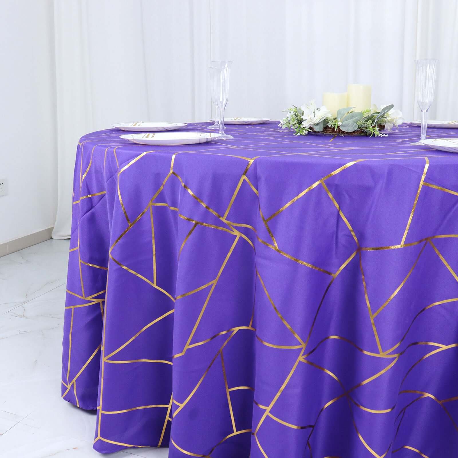 Polyester 120 Round Tablecloth Purple with Gold Foil Geometric Pattern Wrinkle-Resistant Seamless Table Cover