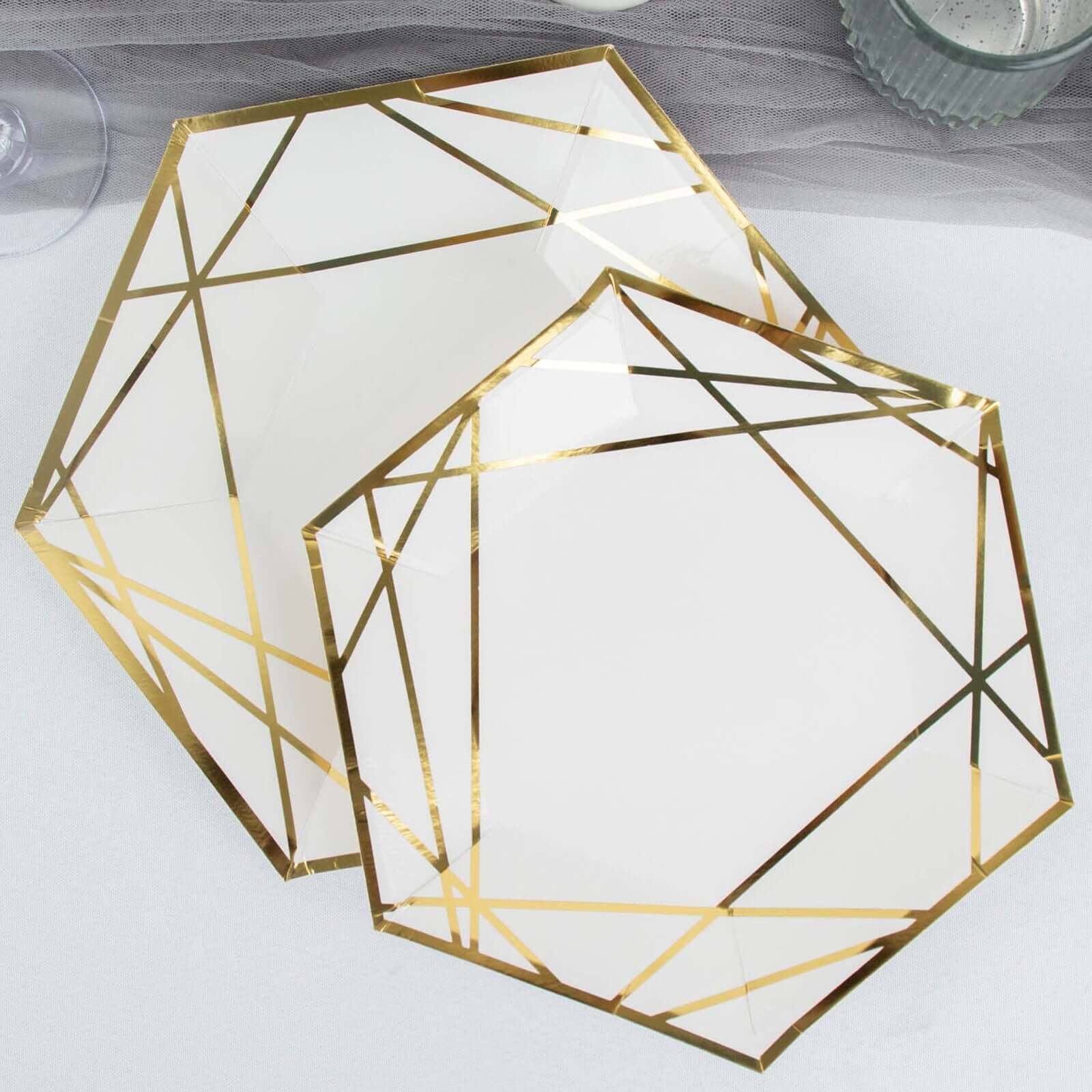 25-Pack Paper 7 Hexagon Dessert Plates in White with Gold Geometric Lines & Rim - Stylish Disposable Geometric 300GSM Appetizer Salad Plates for Events & Banquets