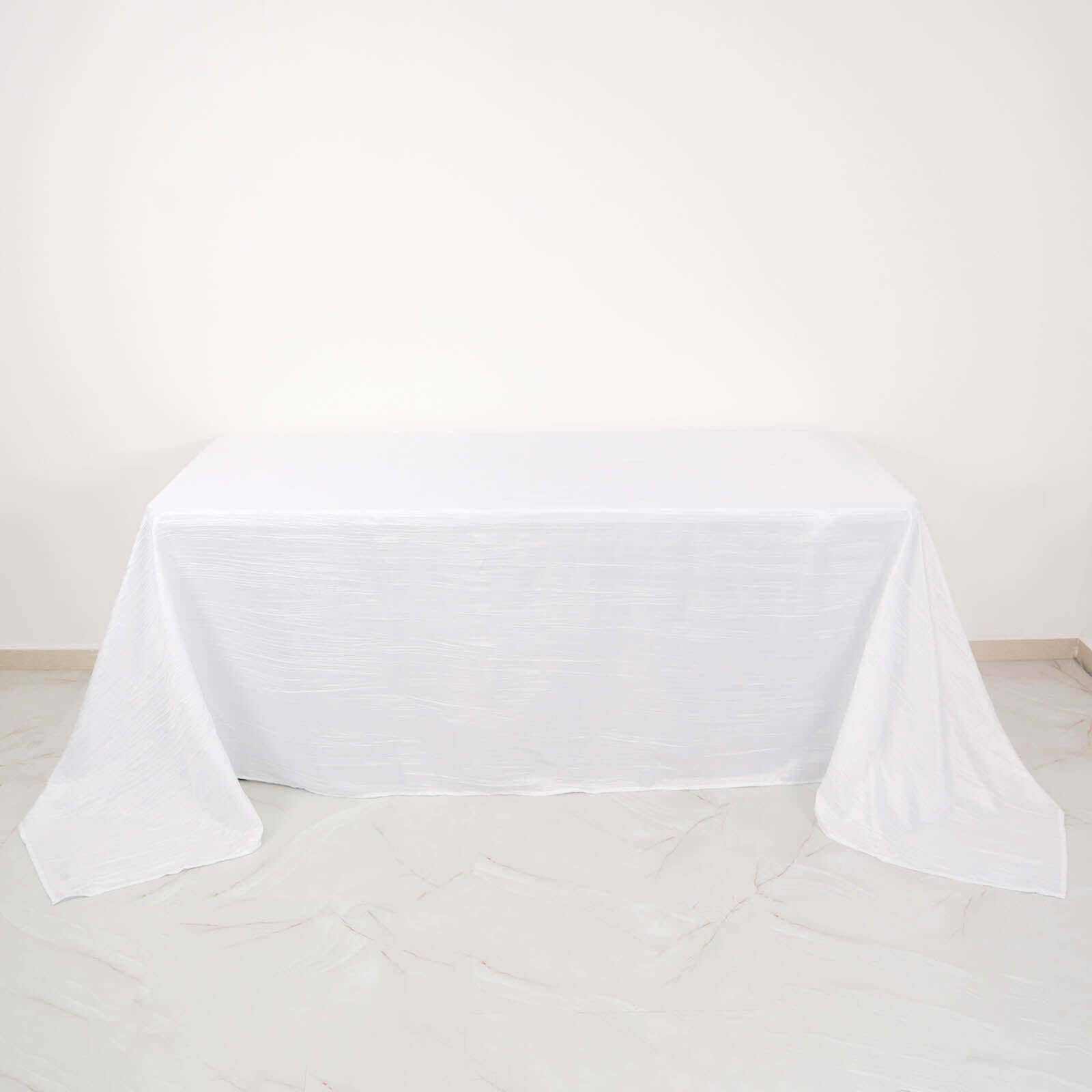 Taffeta 90x132 Rectangle Tablecloth White - Seamless Accordion Crinkle Design for Sophisticated Gatherings