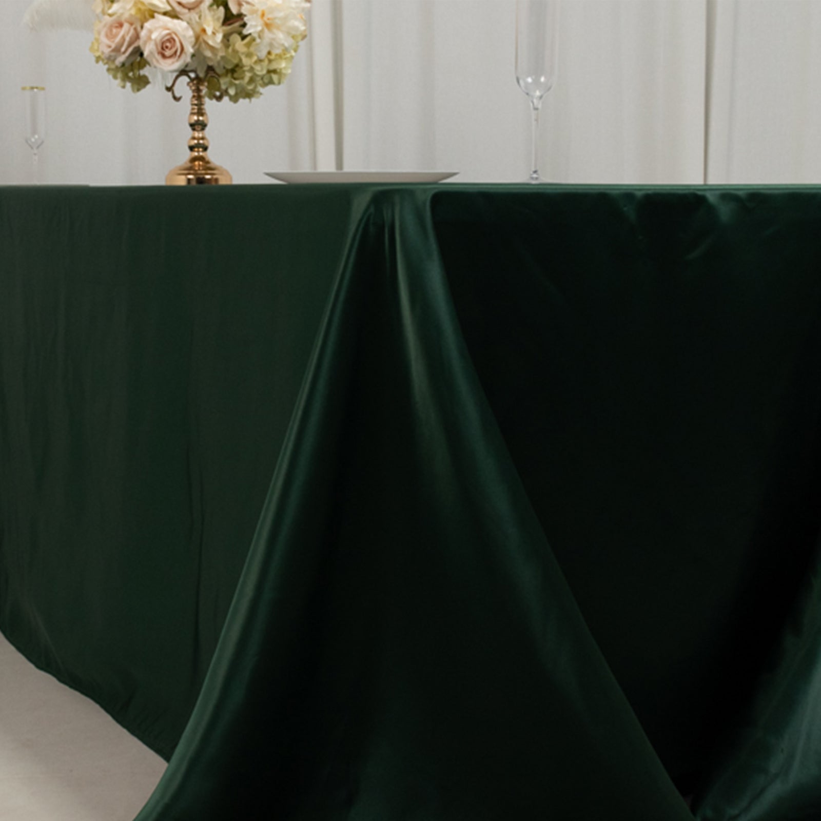 Lamour Satin 90x156 Rectangle Tablecloth Hunter Emerald - Luxurious, Soft Seamless Table Cover