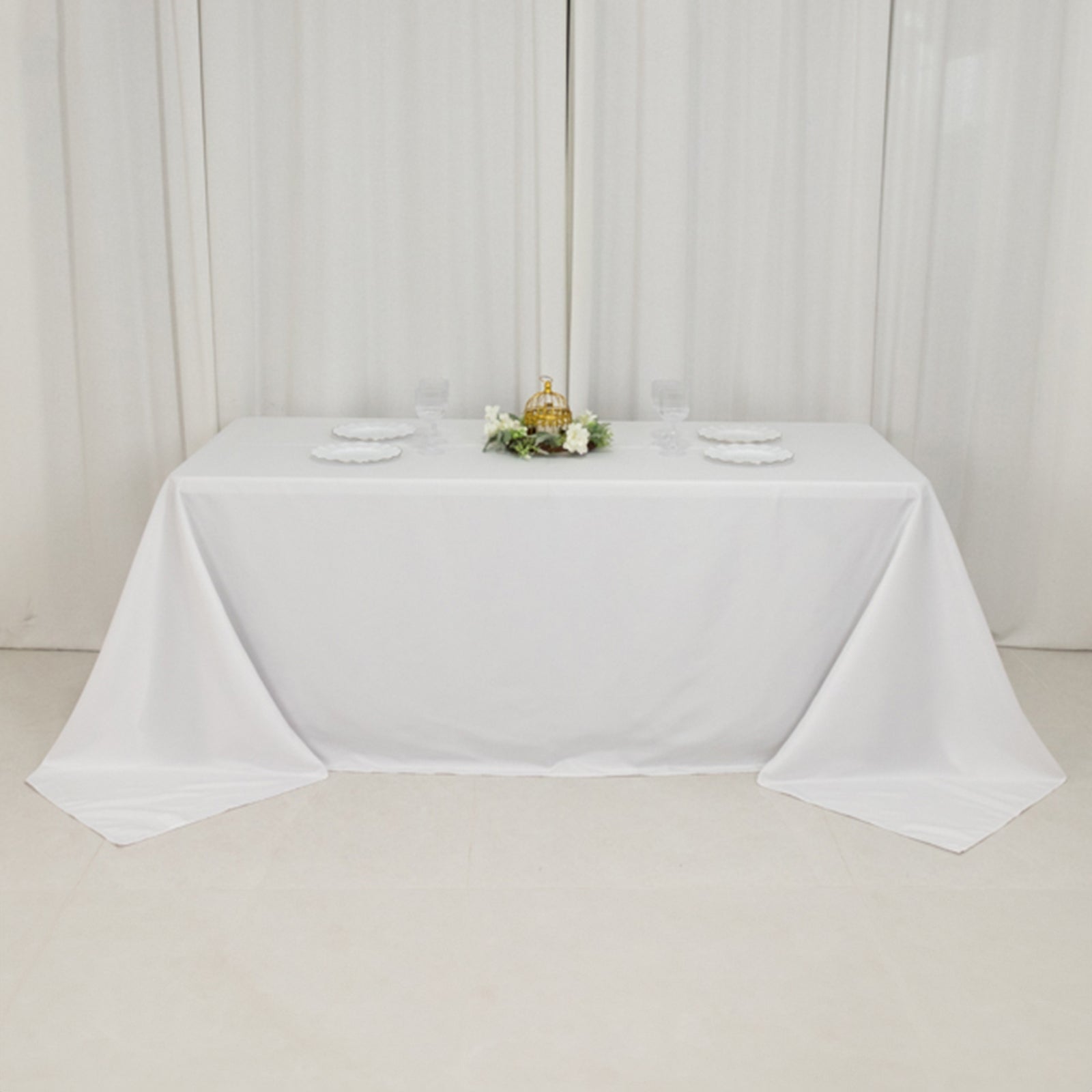 Fire Retardant Premium Polyester 90x132 Rectangular Tablecloth White - Stylish High-Performance Seamless Table Cover for Large Gatherings