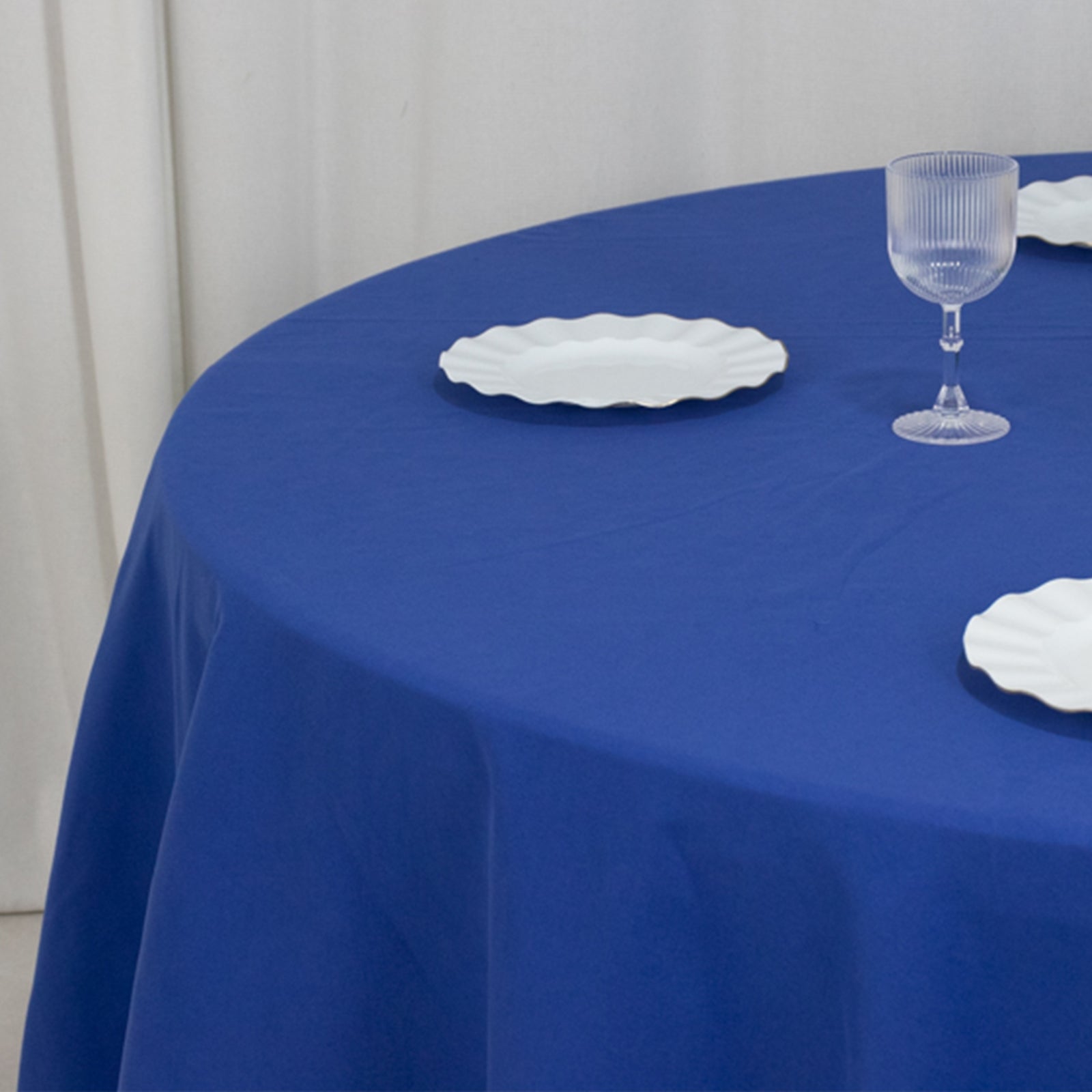 Cotton Blend 120 Round Tablecloth Royal Blue - Seamless Wrinkle-Resistant Table Cover