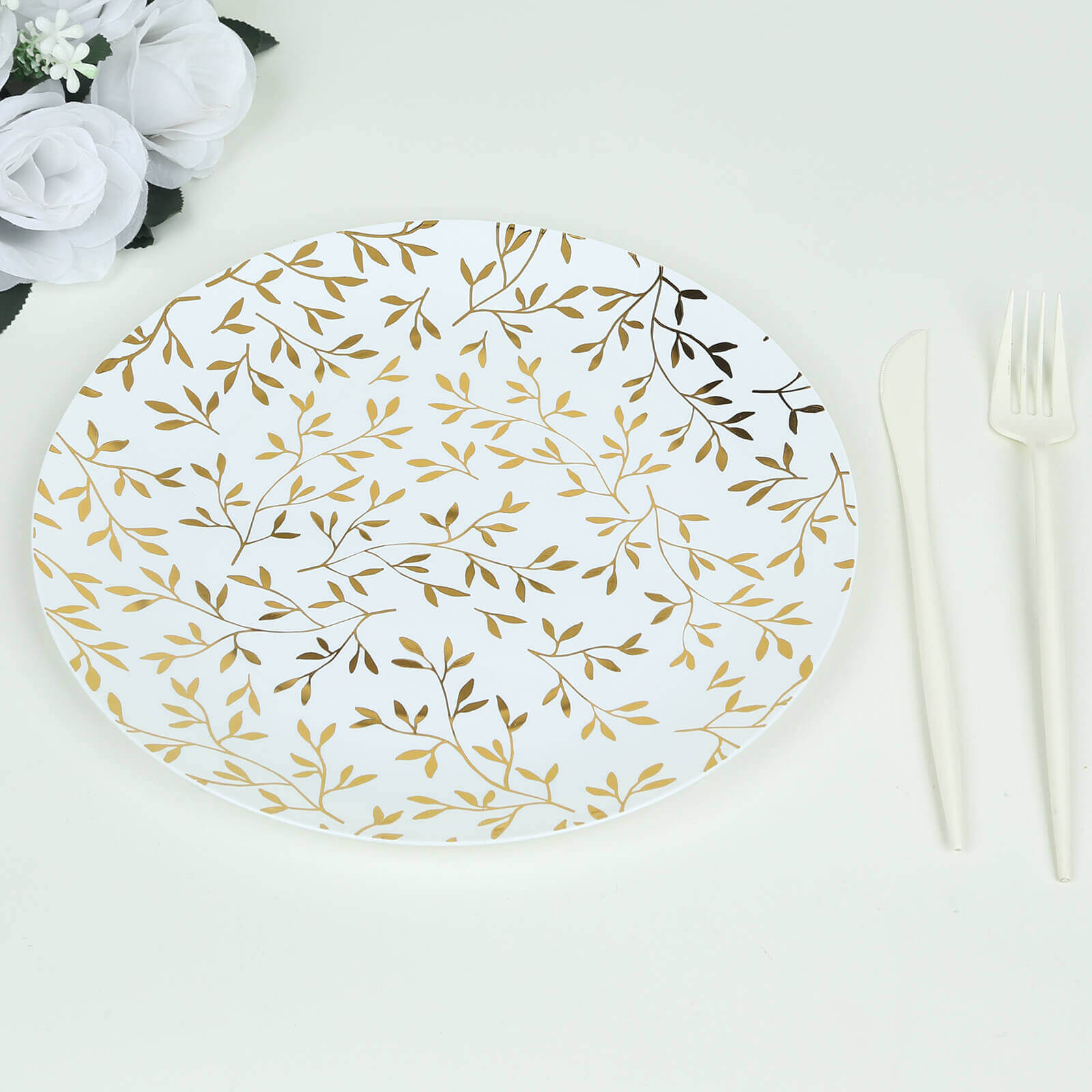 10-Pack Plastic 10 Round Dinner Plates in White with Gold Leaf Design - Heavy Duty Disposable Party Plates for Stylish Events & Memorable Gatherings