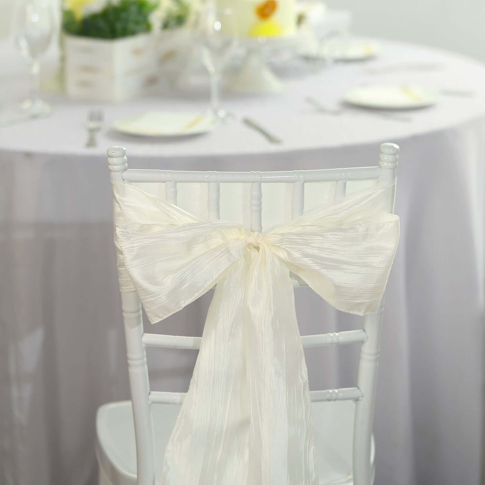 5 Pack Taffeta 6x106 Chair Sashes Ivory Accordion Crinkle Texture - Stylish Decor for Weddings & Gatherings