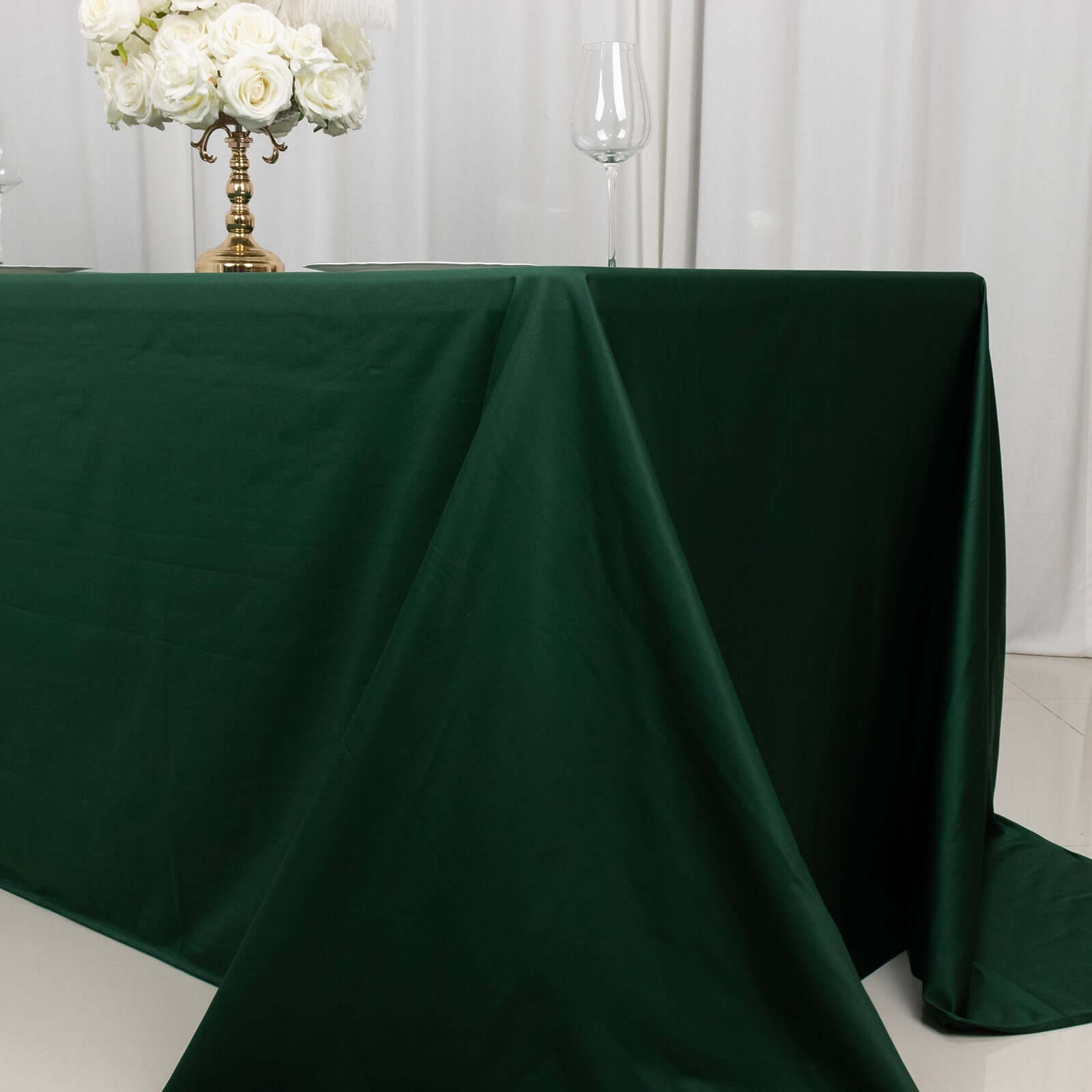 Premium Scuba Rectangular 90x132 Tablecloth Hunter Emerald Green - Wrinkle Free, Stain Resistant & Seamless Table Cover