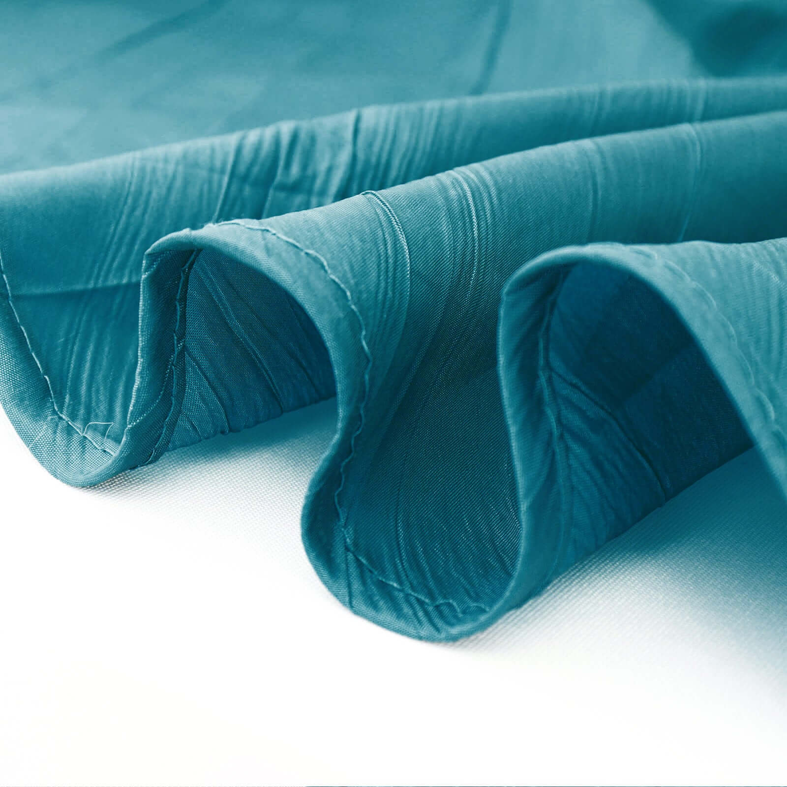 Taffeta 90x156 Rectangle Tablecloth Teal - Accordion Crinkle Seamless Table Cover