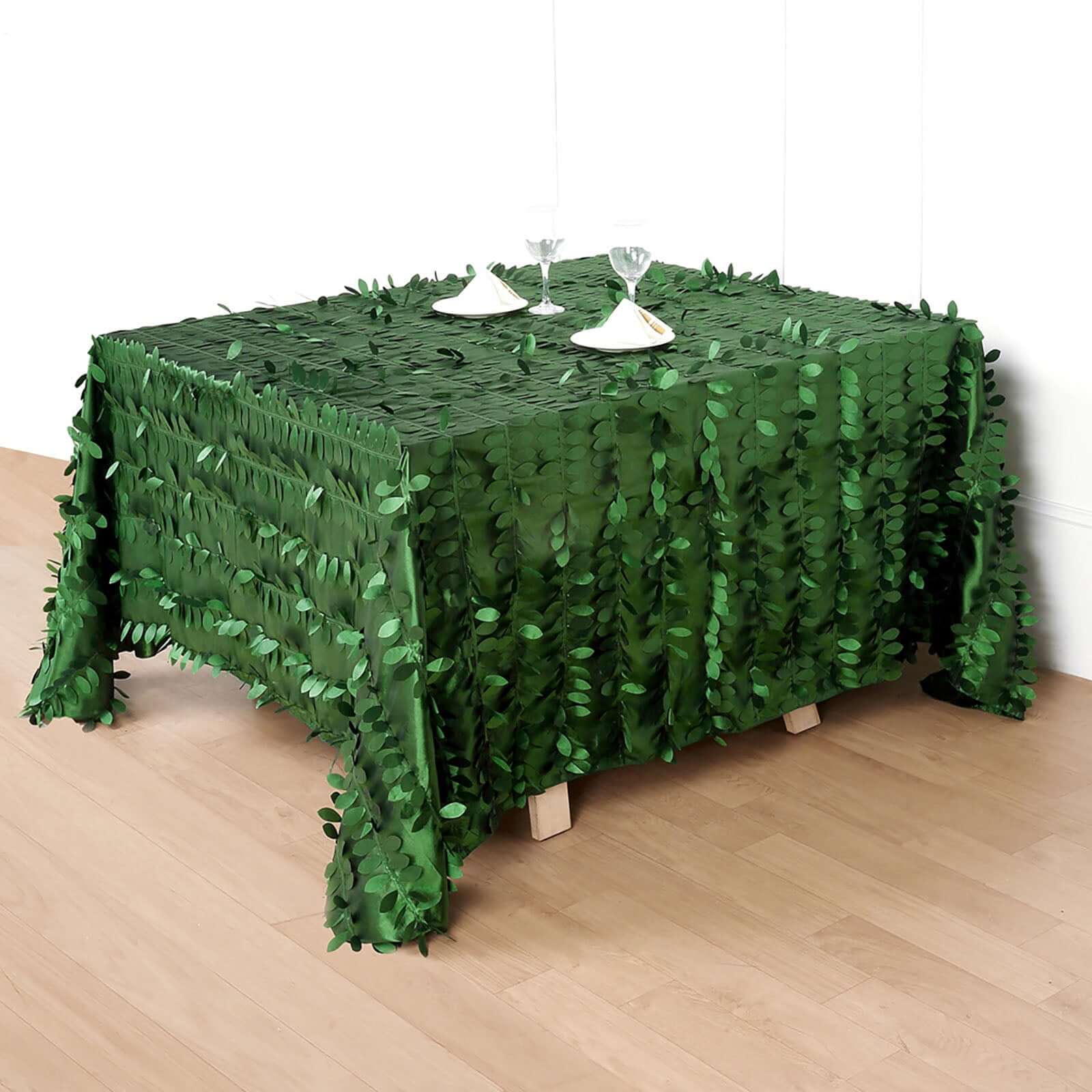 Taffeta 90x90 Table Overlay Square Tablecloth Green - Leaf Petal Design for Stylish Celebrations