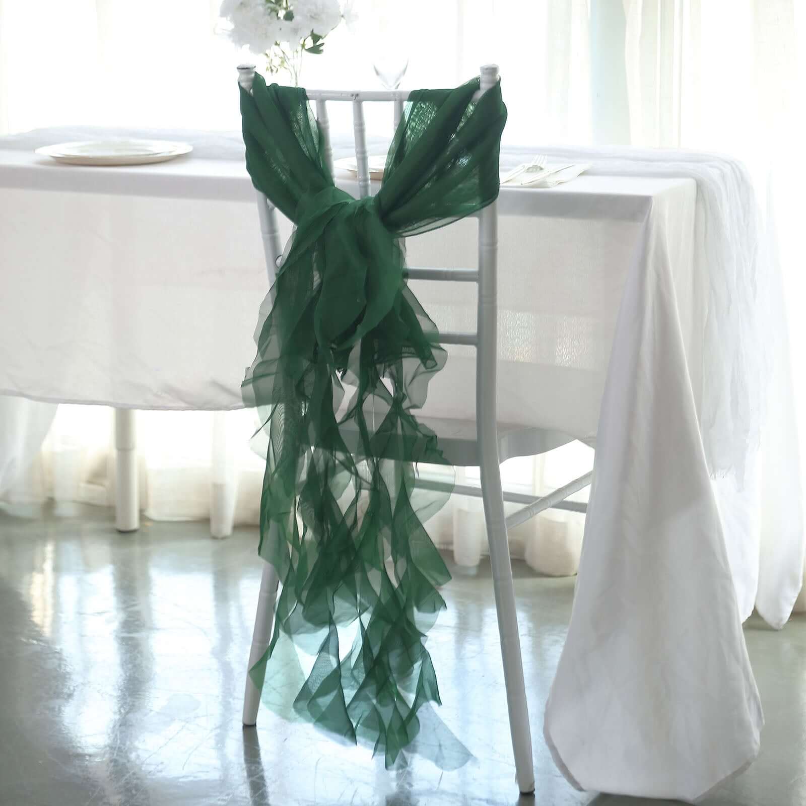 1 Set Chiffon Hoods Chair Sashes with Willow Ruffles Design Hunter Emerald Green - Stylish Chair Bow Decor