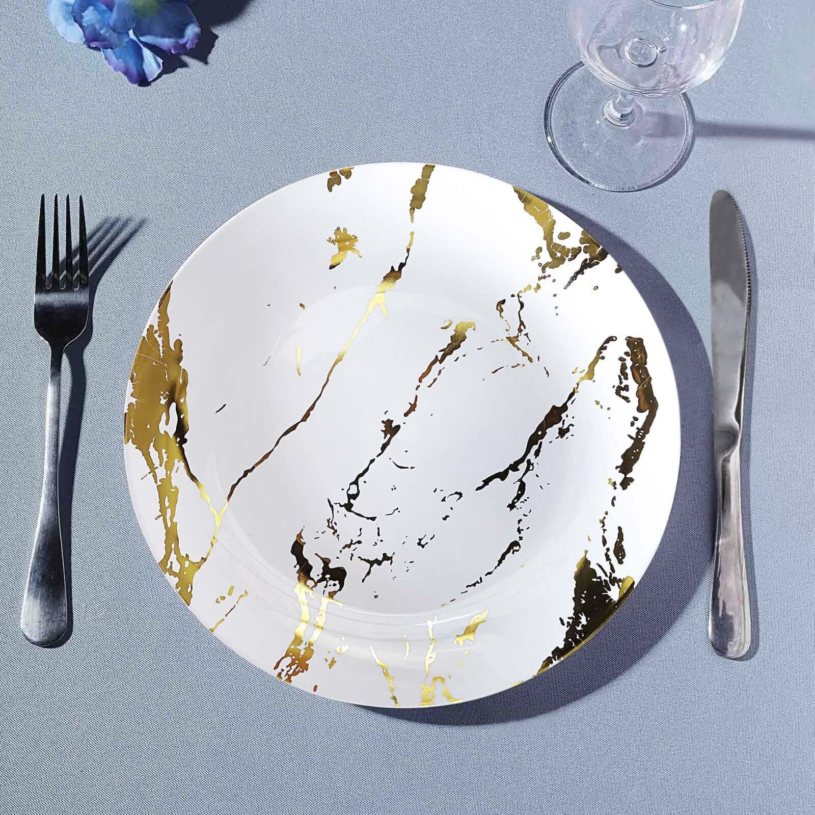 10-Pack Plastic 10 Round Dinner Plates in White with Gold Marble Print - Disposable Party Plates for Chic Banquets & Special Occasions