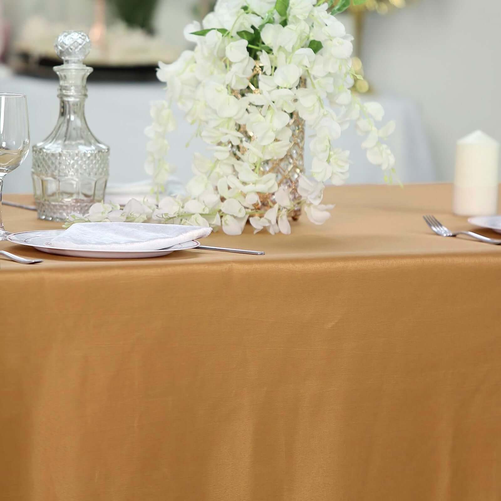 Polyester 90x132 Rectangle Tablecloth Gold - Seamless Wrinkle-Resistant Design for Luxe Celebrations