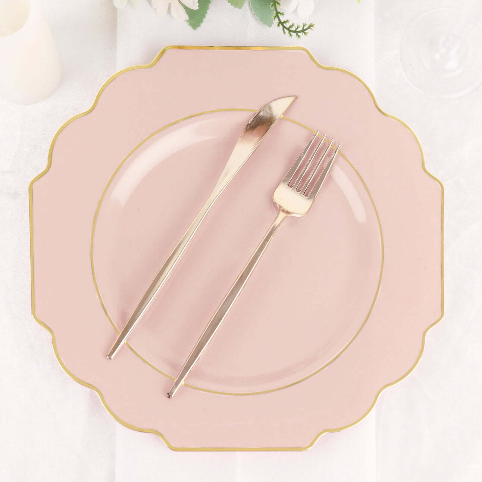 10-Pack Plastic Dinner Plates in Blush Baroque Design with Scalloped Gold Rim - Heavy Duty Disposable Party Plates 11