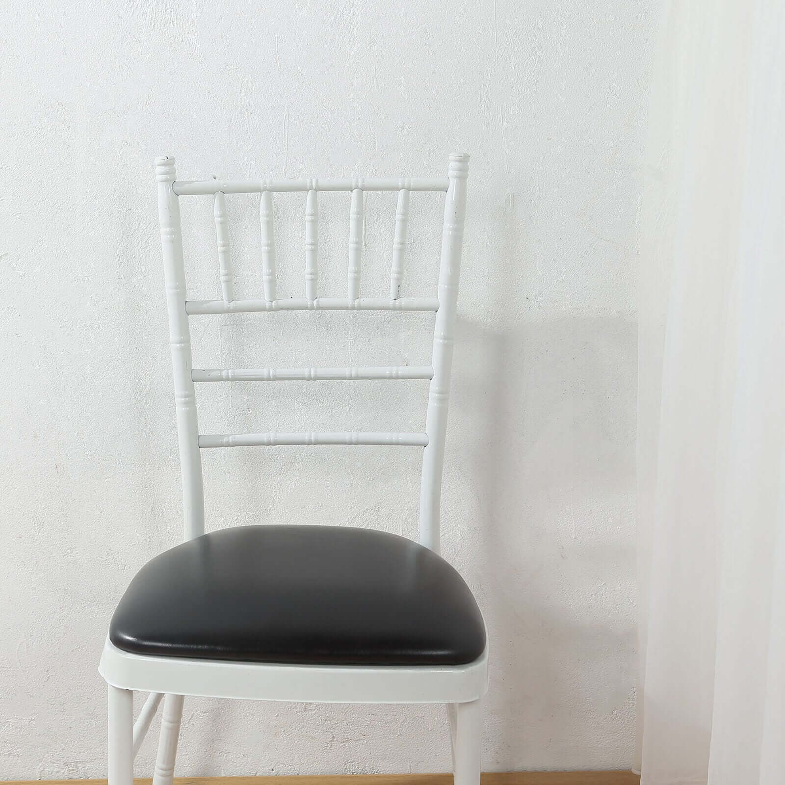 5 Pack PU Leather 1.5 Thick Seat Pads with Wood Backing for Chiavari Chairs Black - Memory Foam Tie-Less Non-Slip Design 16