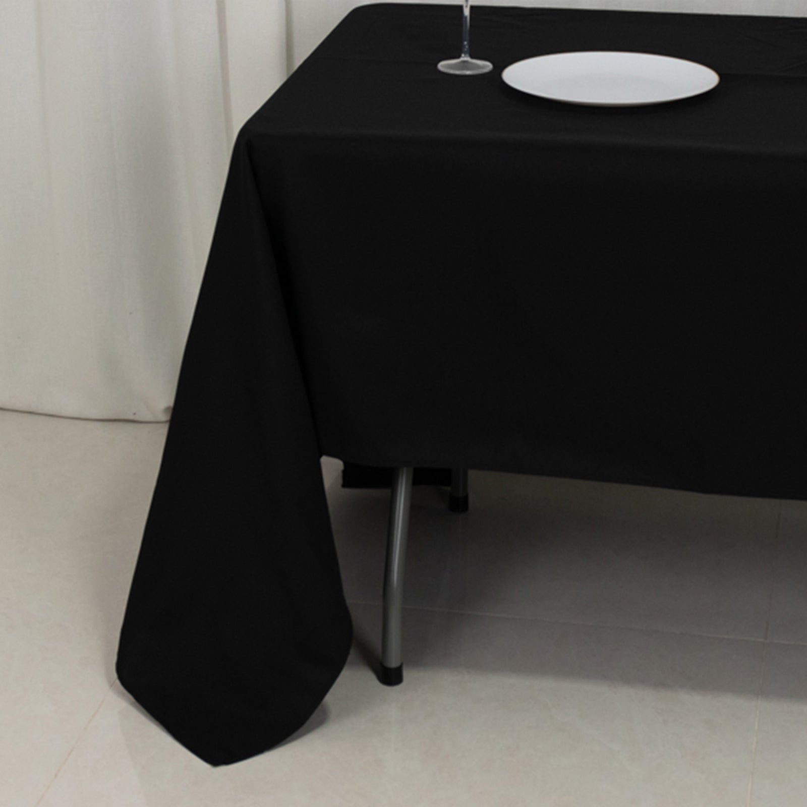 Fire Retardant Premium Polyester 60x126 Rectangular Tablecloth Black - High-Performance Table Cover