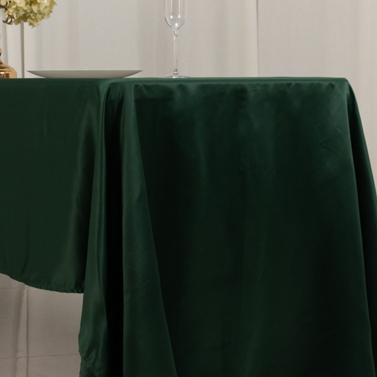 Lamour Satin 60x126 Rectangle Tablecloth Hunter Emerald Green - Soft & Silk-Like Table Cover