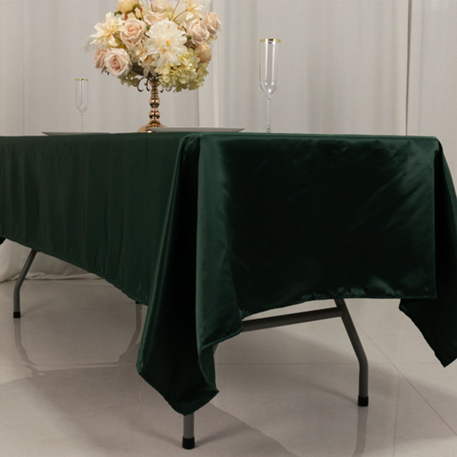 Lamour Satin 60x102 Rectangle Tablecloth Hunter Emerald Green - Durable & Silky Soft Feel Table