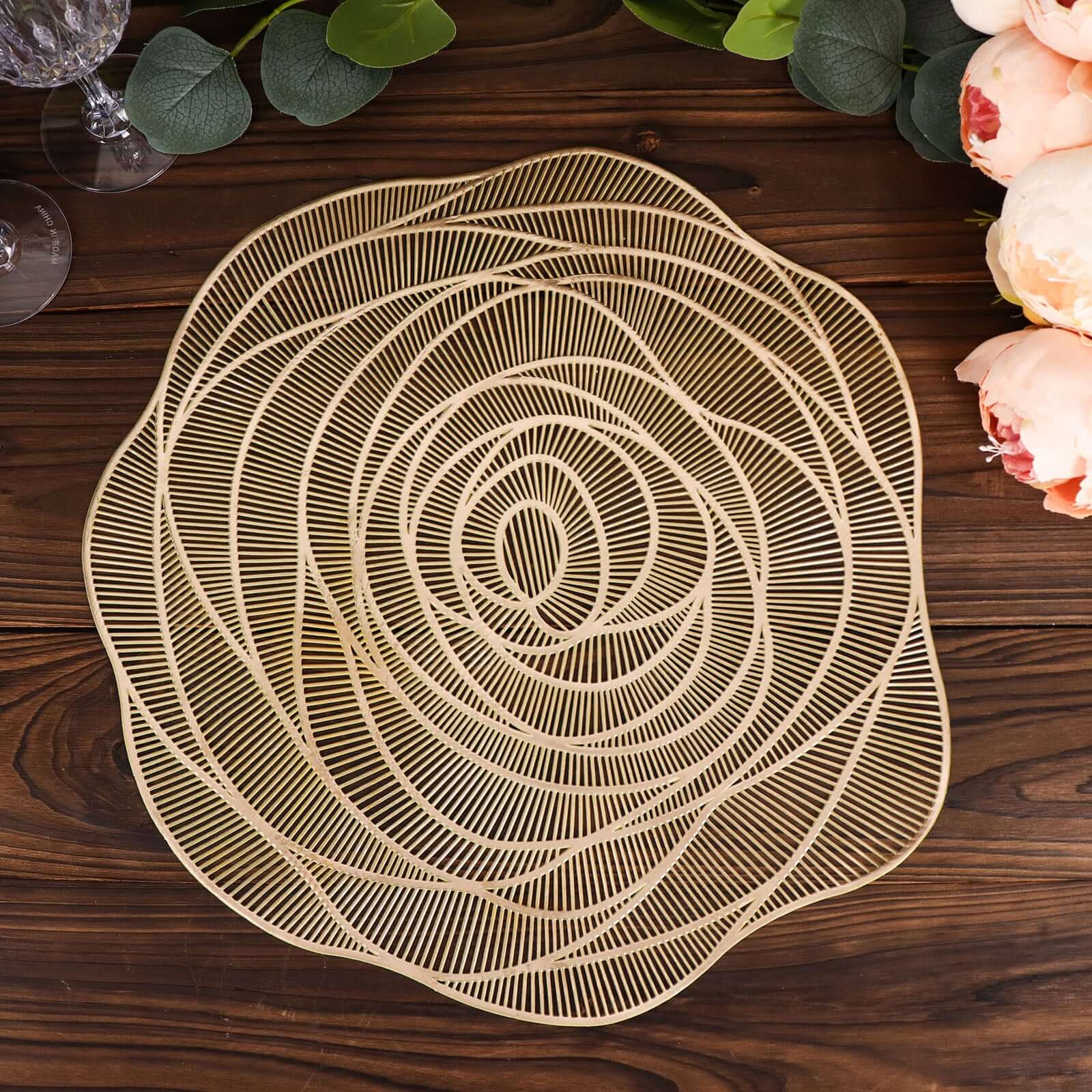 6-Pack Dining Table Mats Rose Flower Design Metallic Gold - Vinyl Round Non-Slip and Washable Table Mats 15