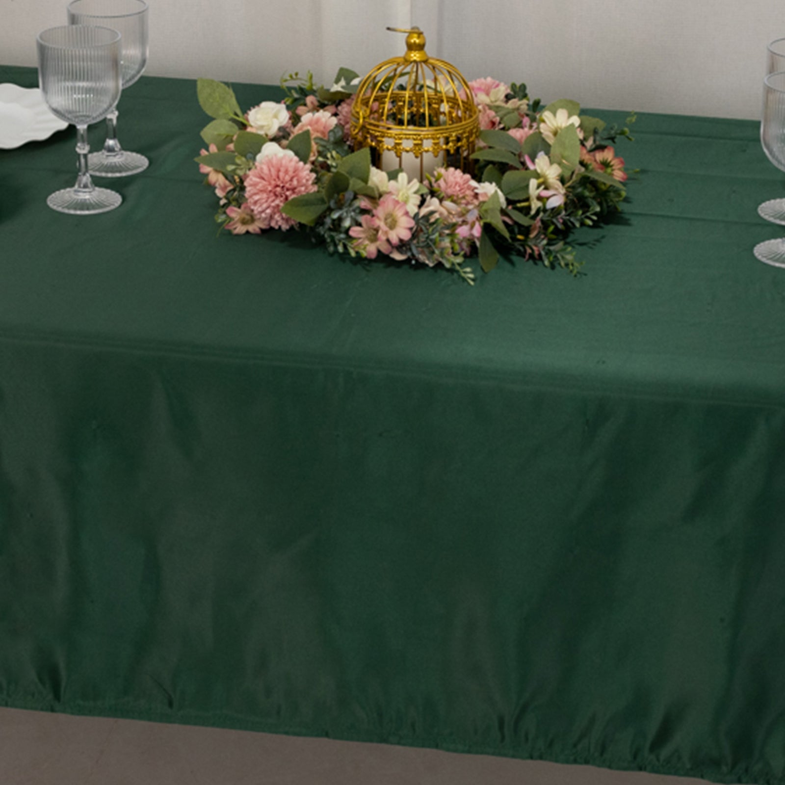 Lamour Satin 60x102 Rectangle Tablecloth Hunter Emerald Green - Durable & Silky Soft Feel Table