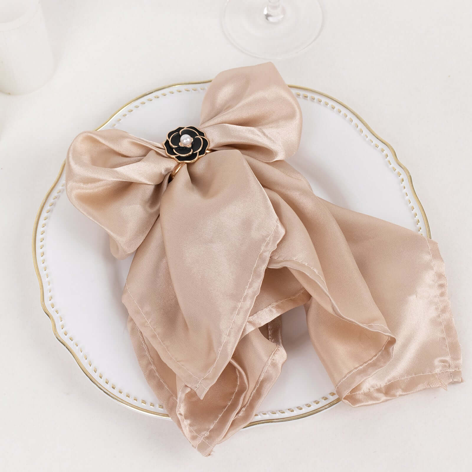 10 Pack Metal Chair Sash Pin Buckles Black 3D Rose Shaped - Stylish Pearl Floral Napkin Rings with Gold Rim