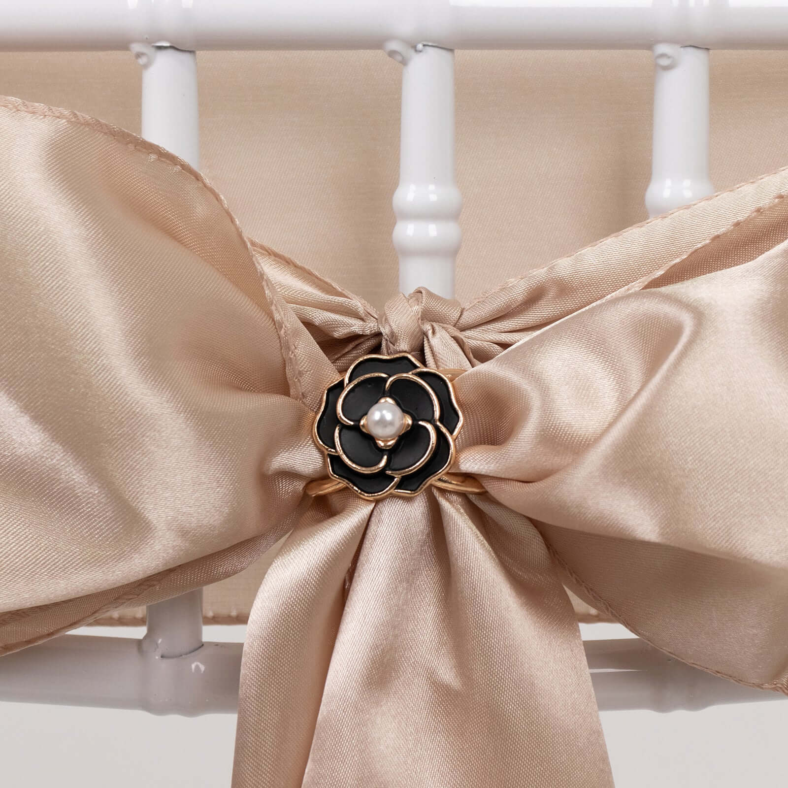 10 Pack Metal Chair Sash Pin Buckles Black 3D Rose Shaped - Stylish Pearl Floral Napkin Rings with Gold Rim