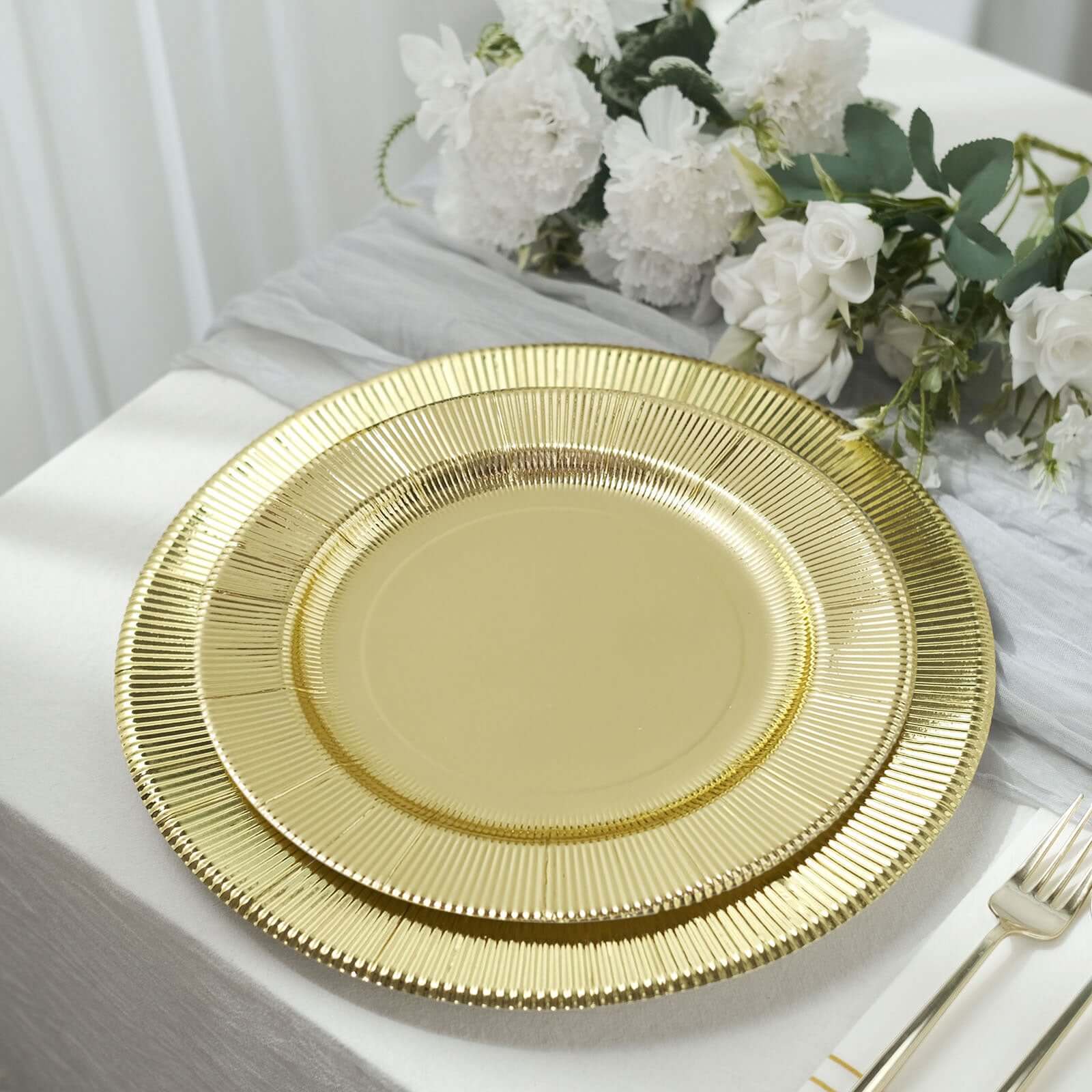 25-Pack Paper 10 Round Dinner Plates in Metallic Gold Sunray Design - Disposable Heavy Duty 350GSM Party Plates