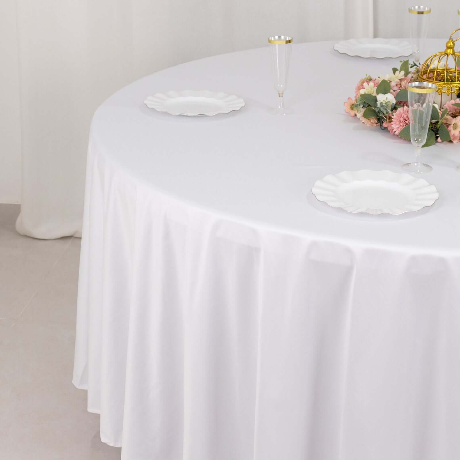 Premium Scuba Round 108 Tablecloth White - Wrinkle Free & Stain Resistant Table Cover for Exquisite Events