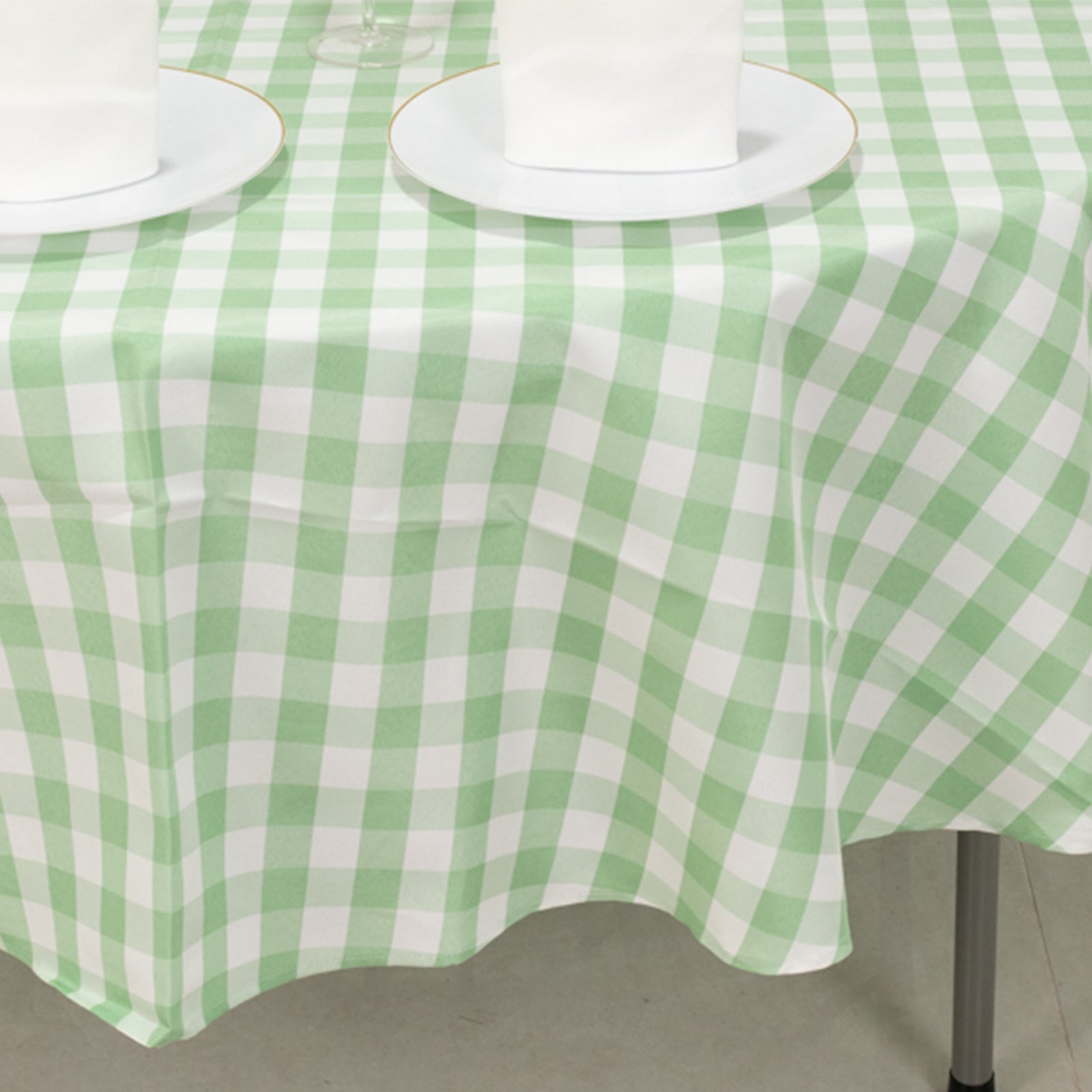 Polyester 90 Round Tablecloth White/Sage Green - Checkered Buffalo Plaid Table Cover