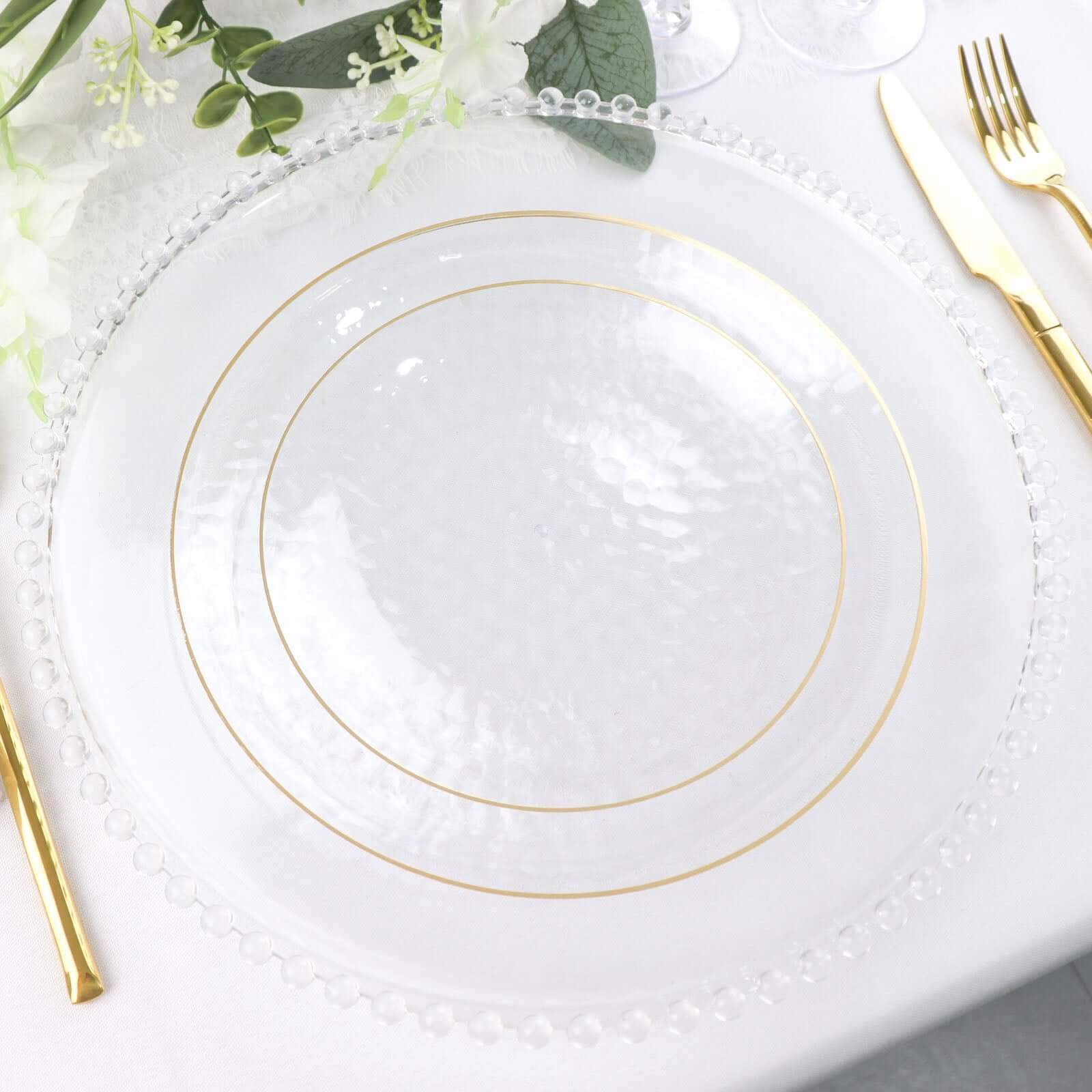 10-Pack Plastic 9 Round Dinner Plates in Clear Hammered Design with Gold Rim - Modern Disposable Party Plates for Events & Banquets