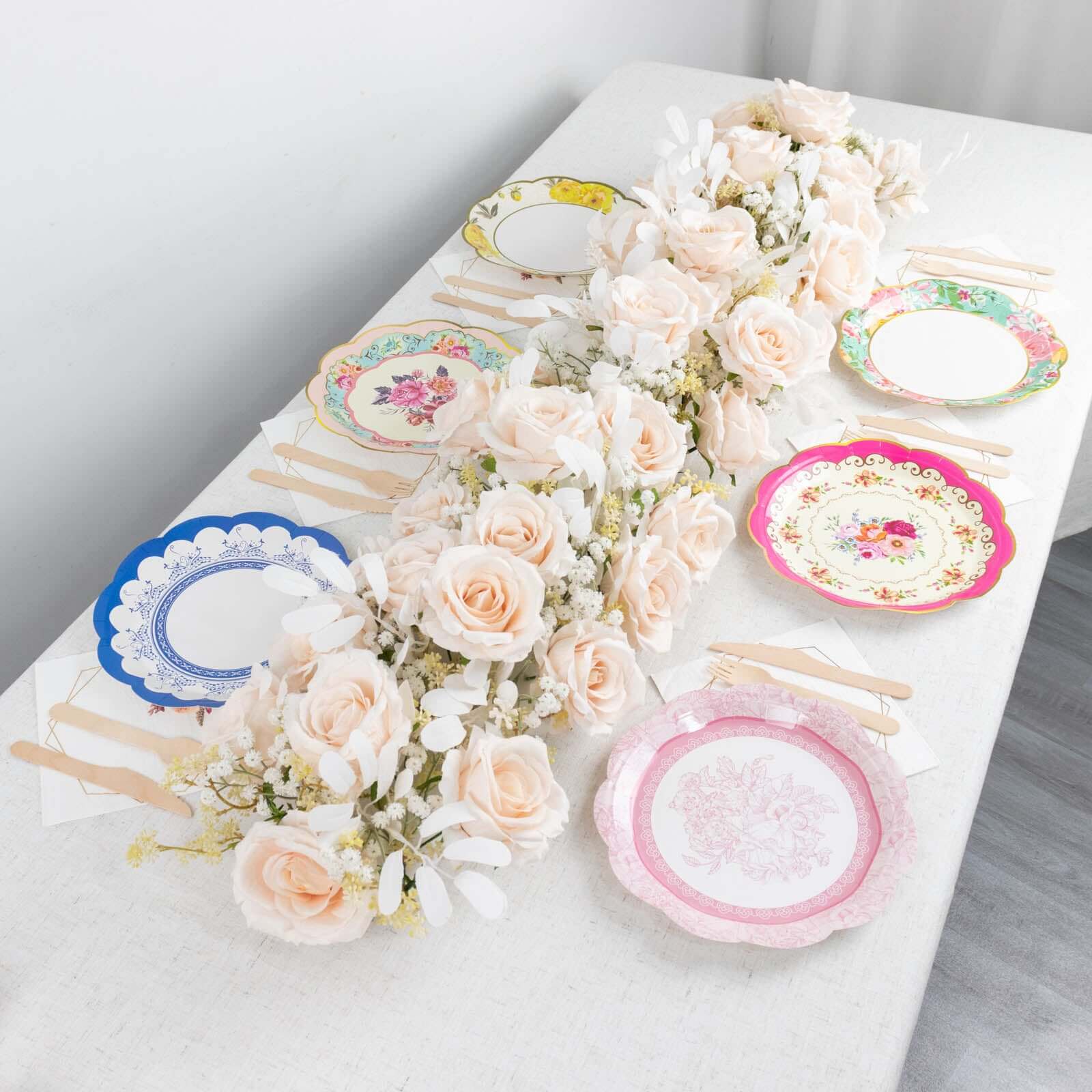 24-Pack Paper 9 Round Dinner Plates in Mixed Floral Print with Scalloped Edge - Disposable Party Plates for Baby Showers & Vintage Themes