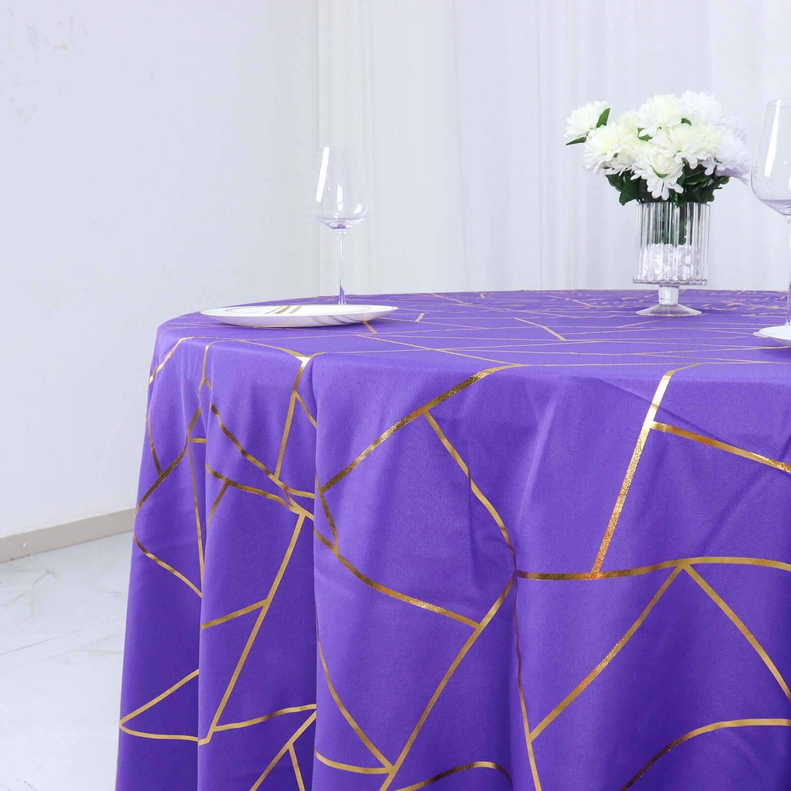 Polyester 120 Round Tablecloth Purple with Gold Foil Geometric Pattern Wrinkle-Resistant Seamless Table Cover