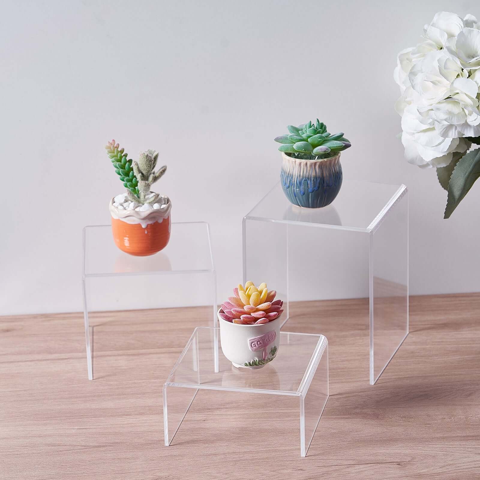 Set of 4 Acrylic Cake Stands Riser Design Clear - Dessert and Cupcake Display Centerpieces Assorted Sizes