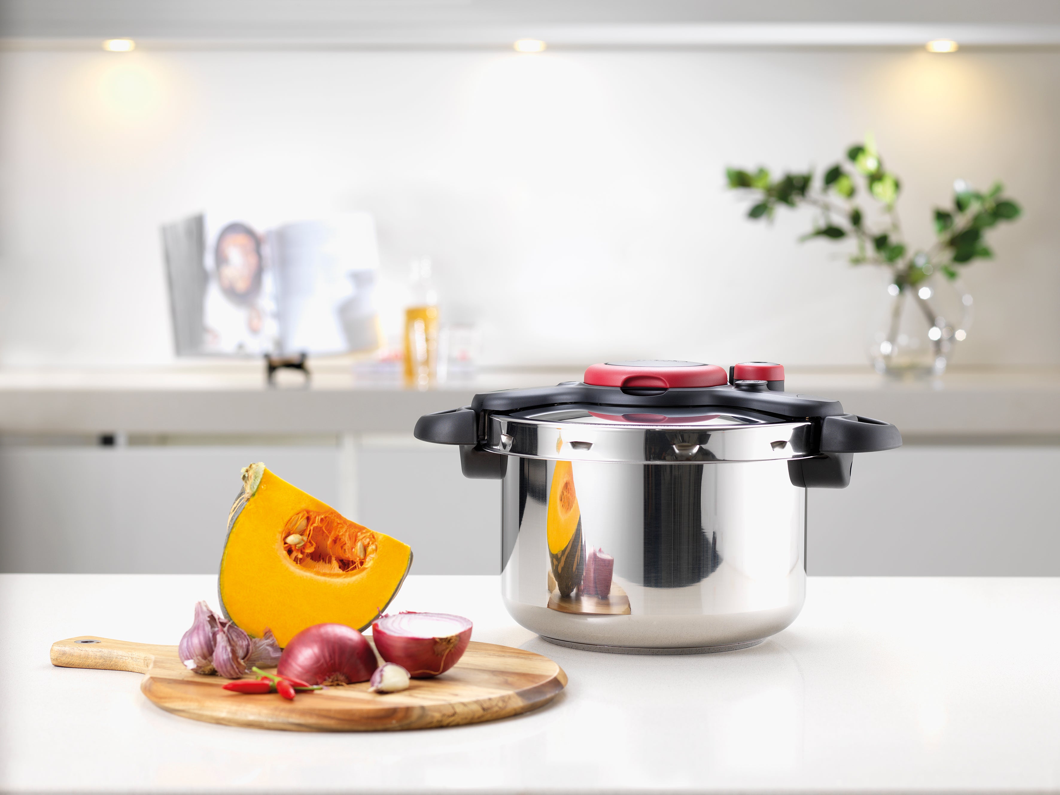 Tefal Clipso Minut' Easy 7.5L Pressure Cooker